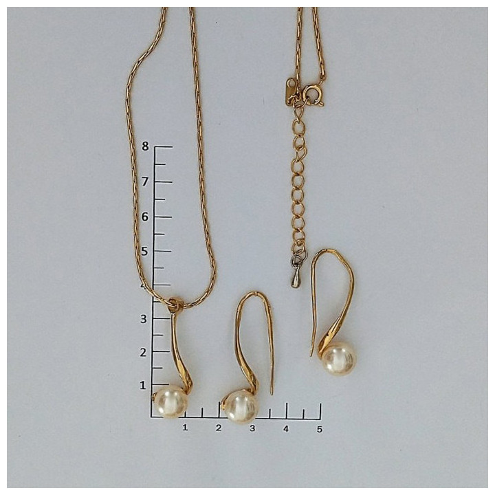Conjunto de gargantilla y pendientes PERLA