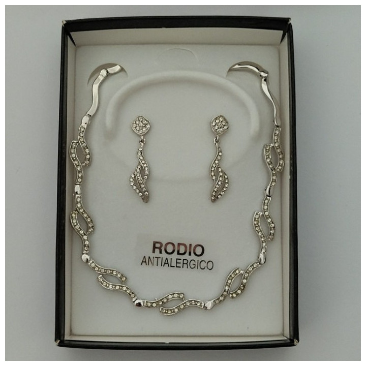 Conjunto de gargantilla y pendientes FIONA