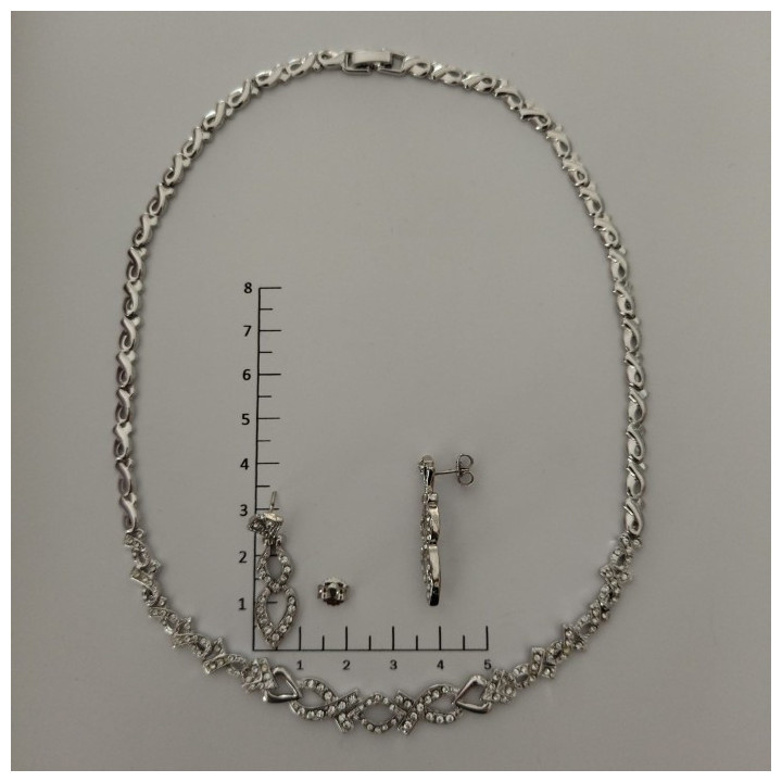 Conjunto de gargantilla y pendientes NADIA