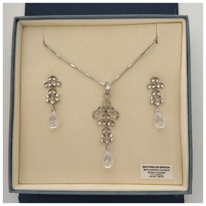 Conjunto de gargantilla y pendientes ROSE