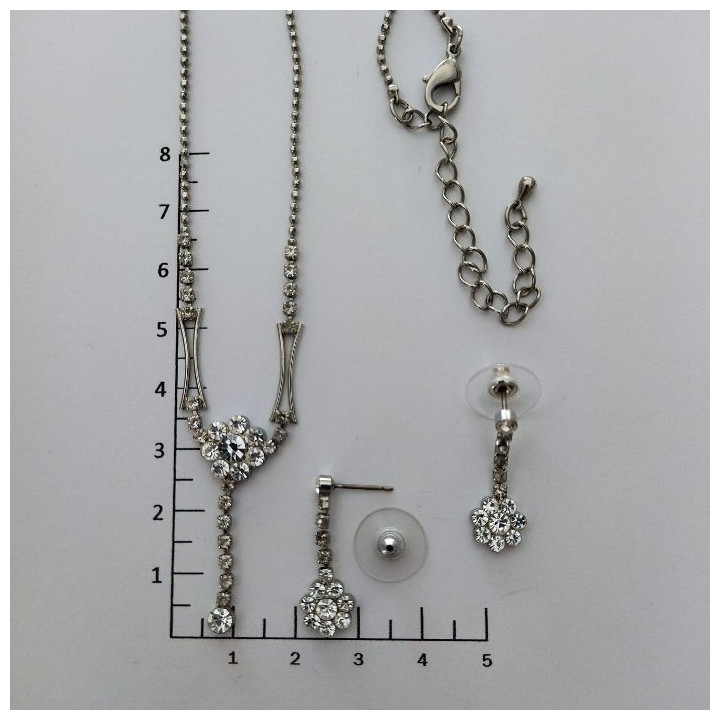 Conjunto de gargantilla y pendientes VALERIA