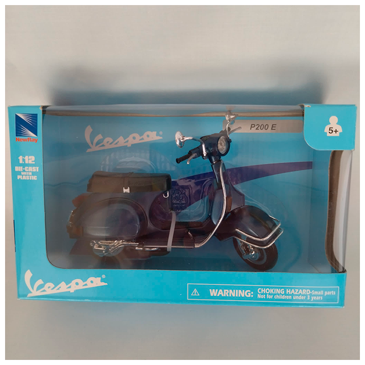Vespa  de colección 1978 azul