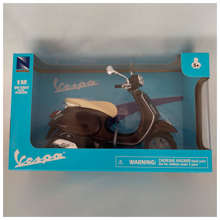 Vespa de colección Primavera negra