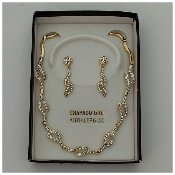 Conjunto de gargantilla y pendientes CHER
