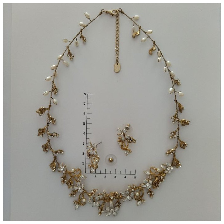Conjunto de gargantilla y pendientes FLOR